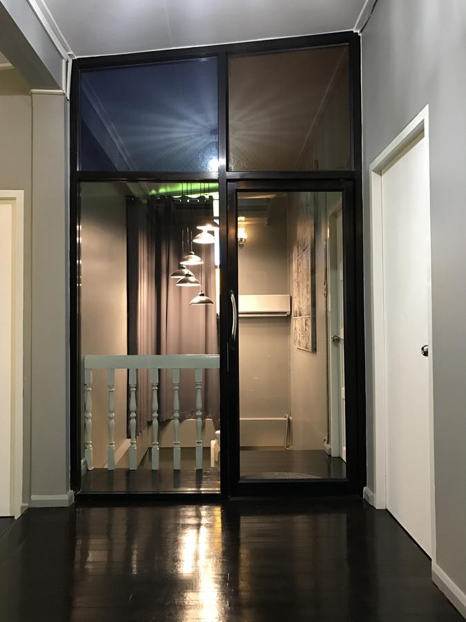 Add Home Hostel Vipavadee 42 Бангкок Екстер'єр фото