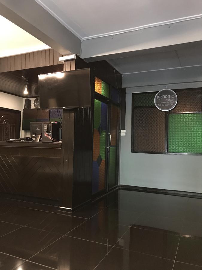 Add Home Hostel Vipavadee 42 Бангкок Екстер'єр фото